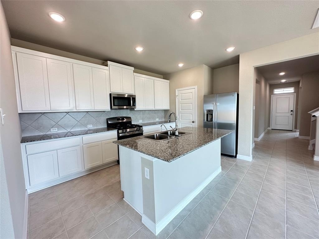 7239 Grand Mason Drive - Photo 4