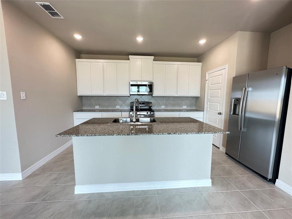 7239 Grand Mason Drive - Photo 2