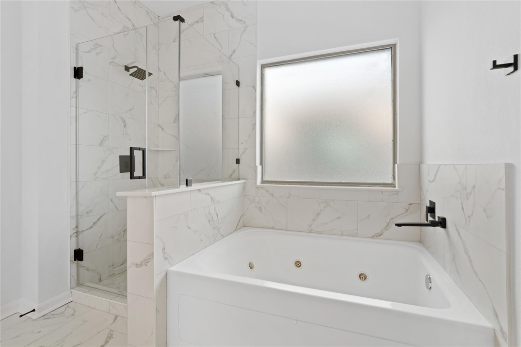 21611 Manitou Falls Lane - Photo 12