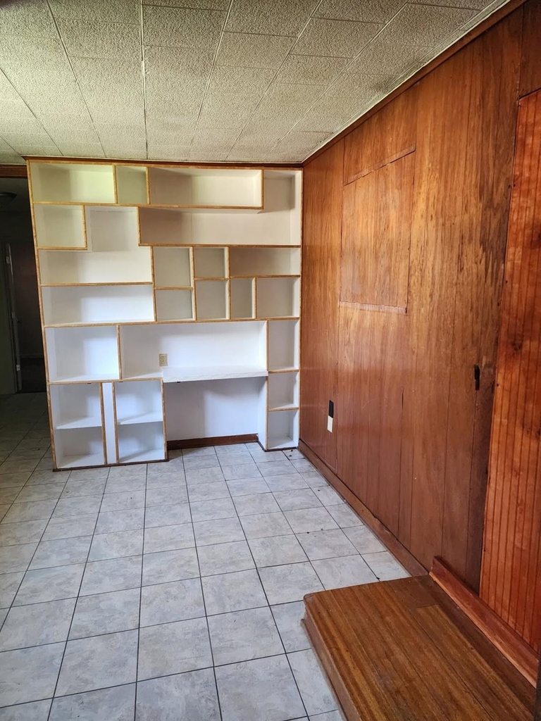 2930 Danforth Dr - Photo 3