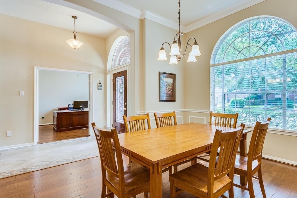 3208 Sumac Drive - Photo 5