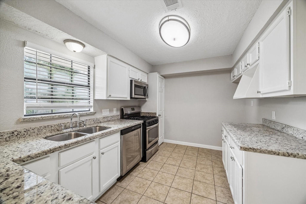 626 Sulphur Street - Photo 7