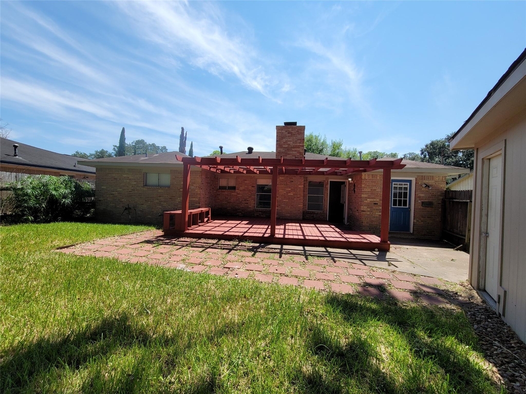 9322 Fairdale Lane - Photo 16
