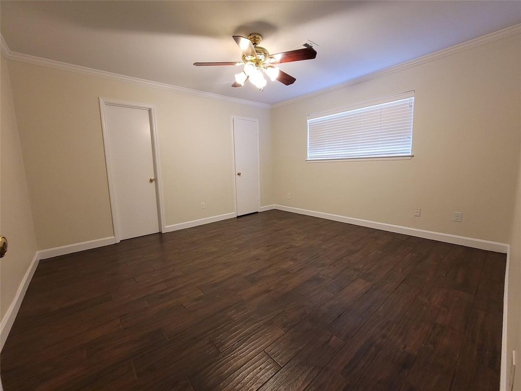 9322 Fairdale Lane - Photo 9