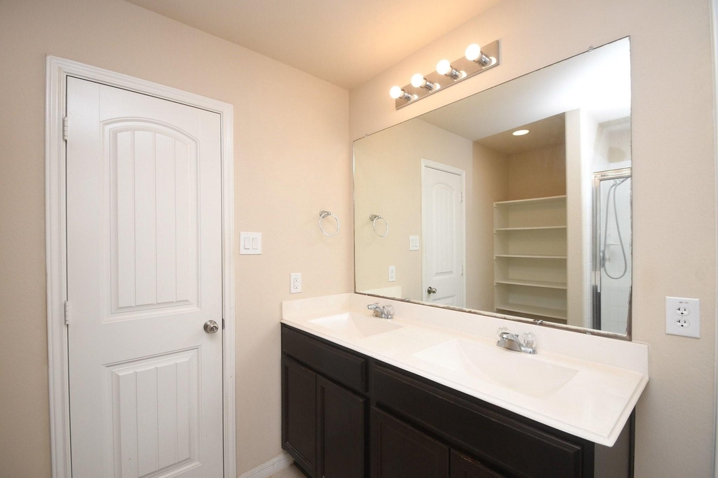 29251 Jacobs River Drive - Photo 25