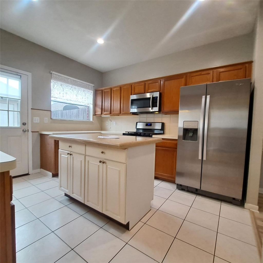 1365 El Camino Village Drive - Photo 9