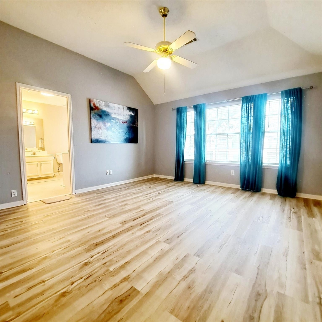 1365 El Camino Village Drive - Photo 14