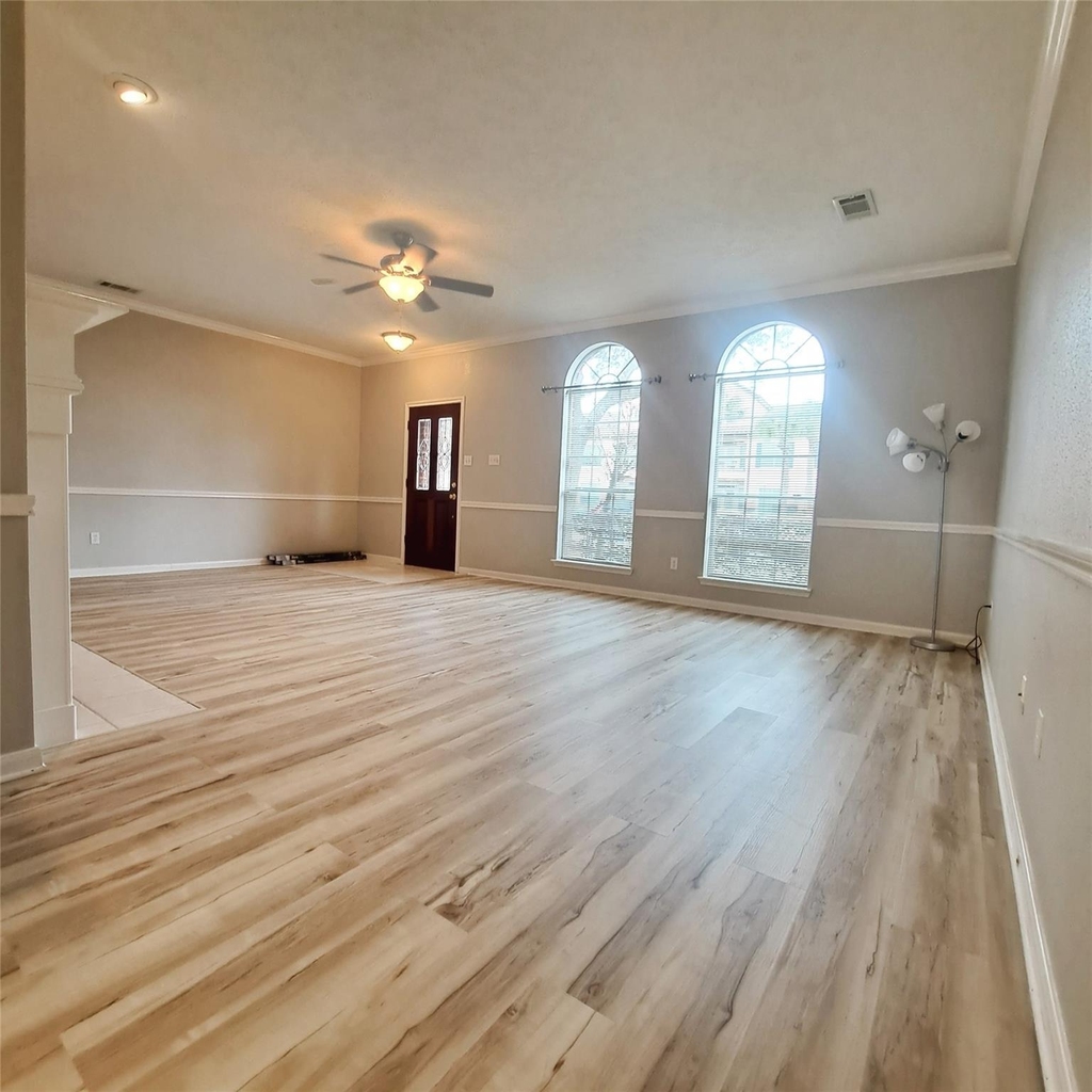 1365 El Camino Village Drive - Photo 3