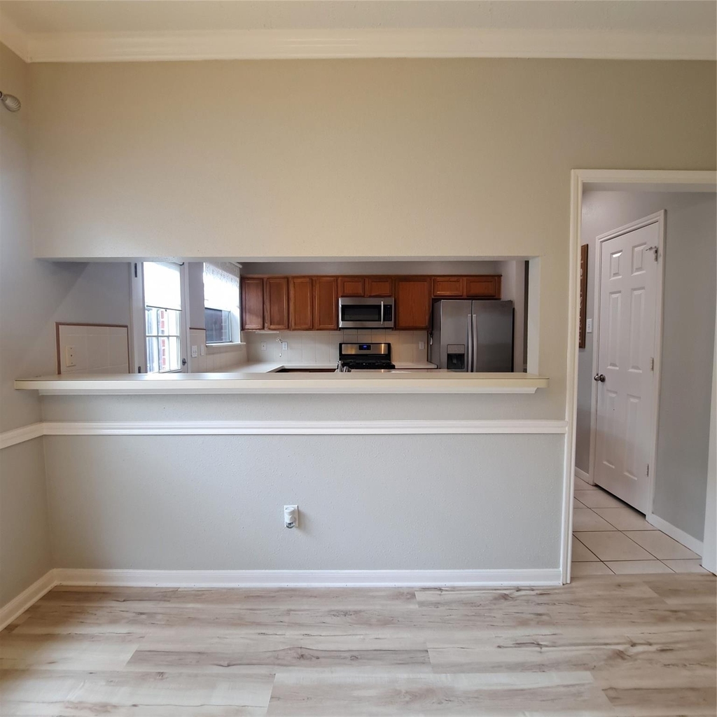 1365 El Camino Village Drive - Photo 7