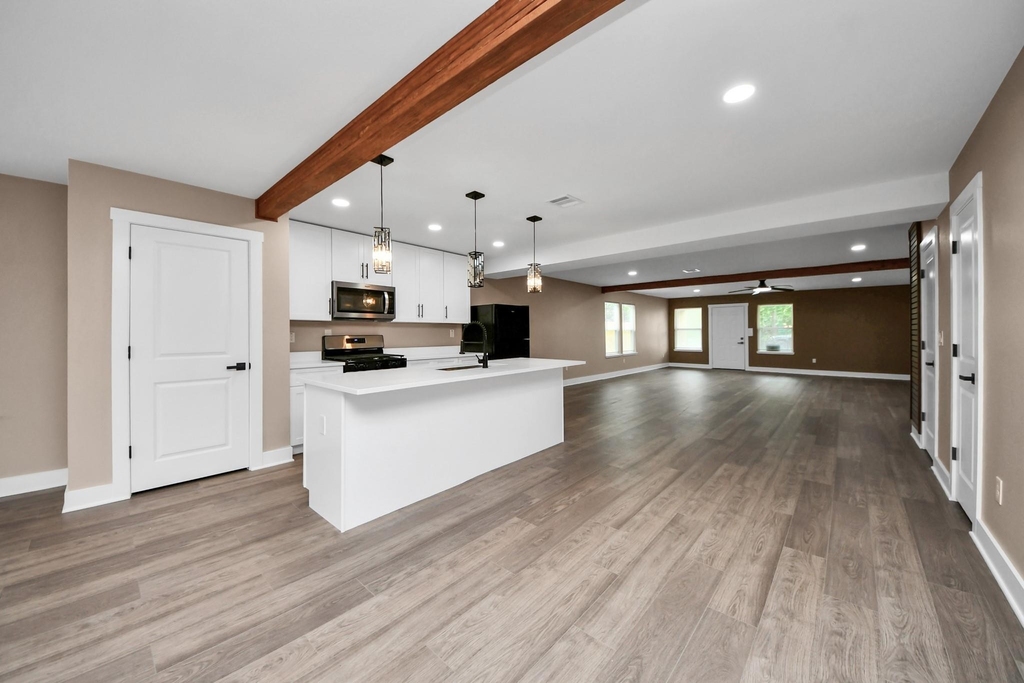 2430 Dolly Wright Street - Photo 6