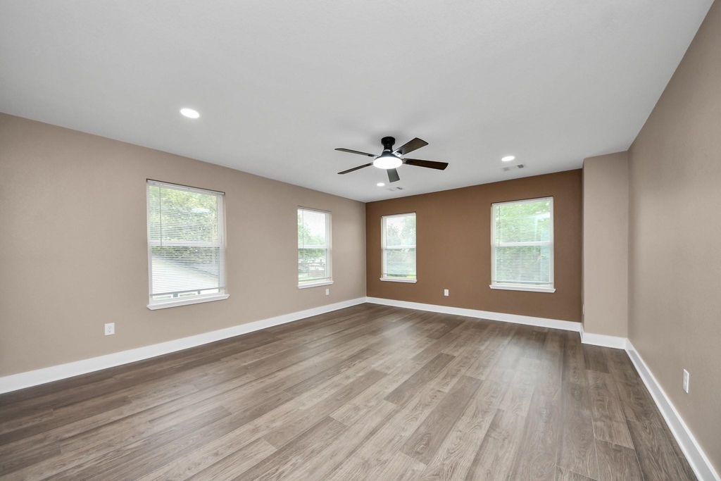 2430 Dolly Wright Street - Photo 25