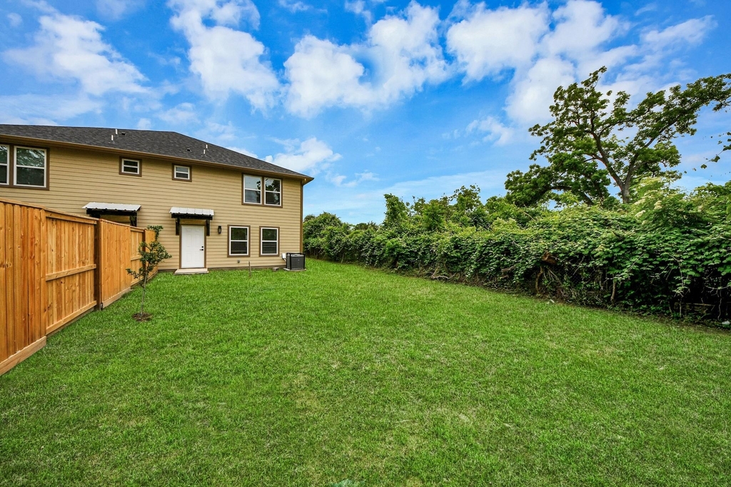 2430 Dolly Wright Street - Photo 5