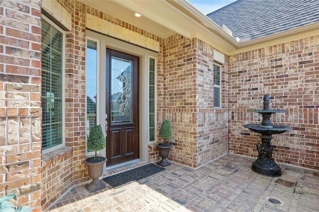 1815 Carriage Oaks Ln - Photo 1