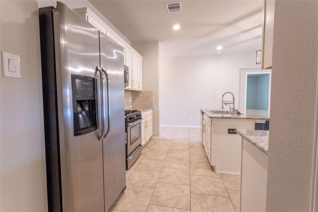 3018 Darlington Court - Photo 6