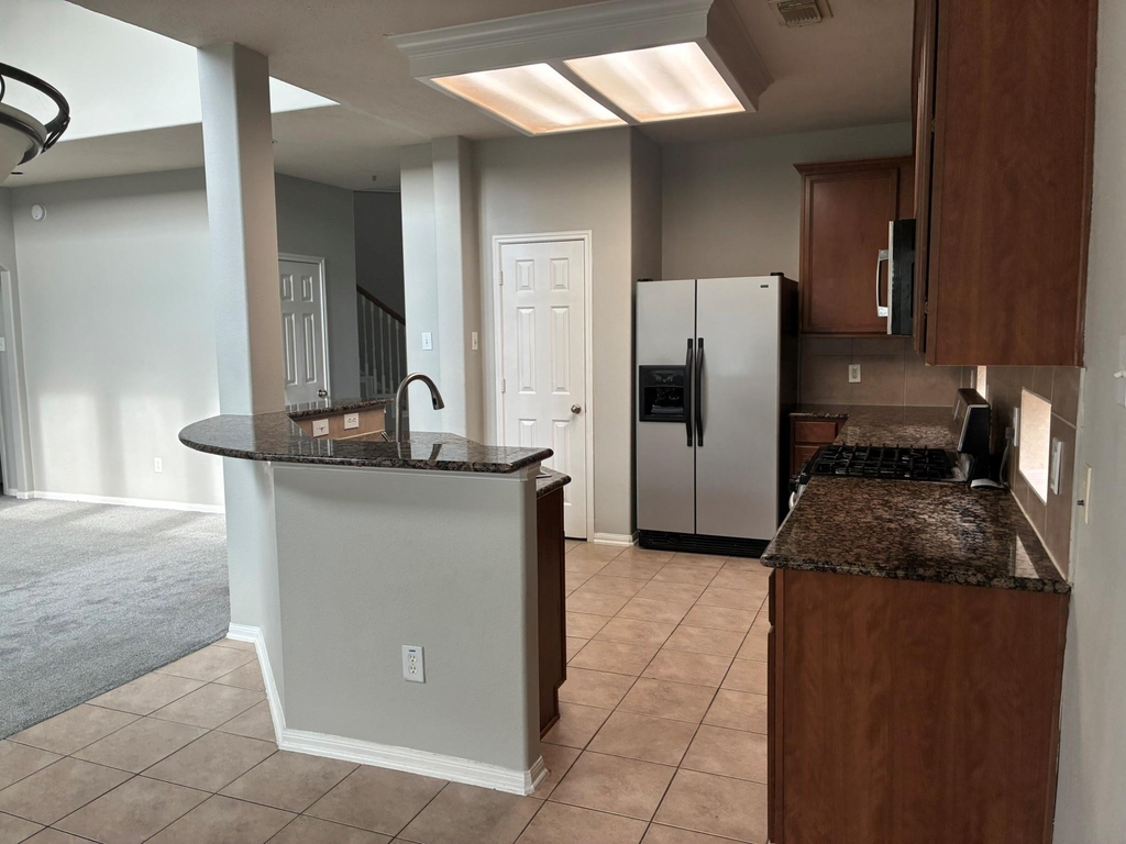 2922 Laurel Brook Ln - Photo 1