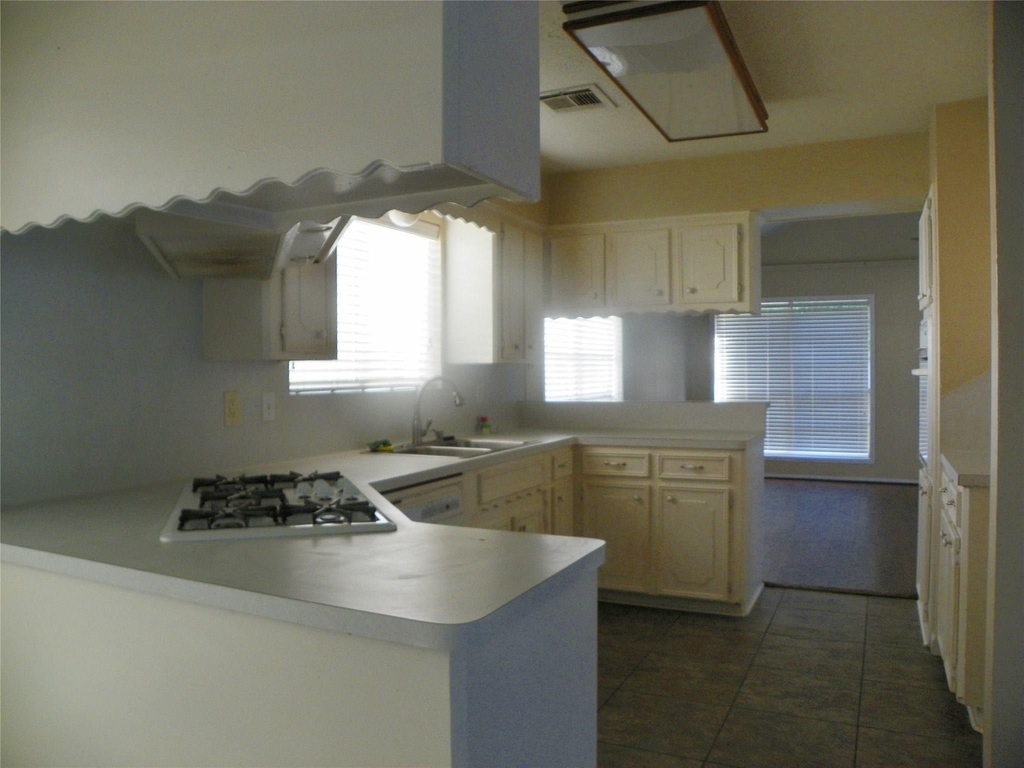 3450 Dawnwood - Photo 6