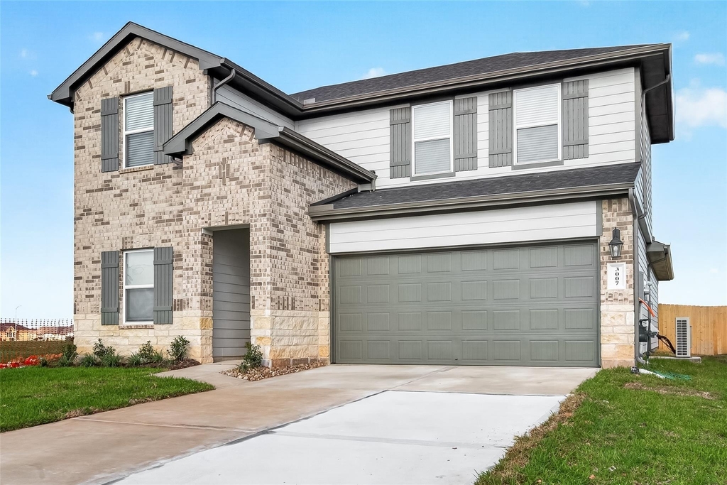 3007 Bloomsbury Terrace Drive - Photo 0