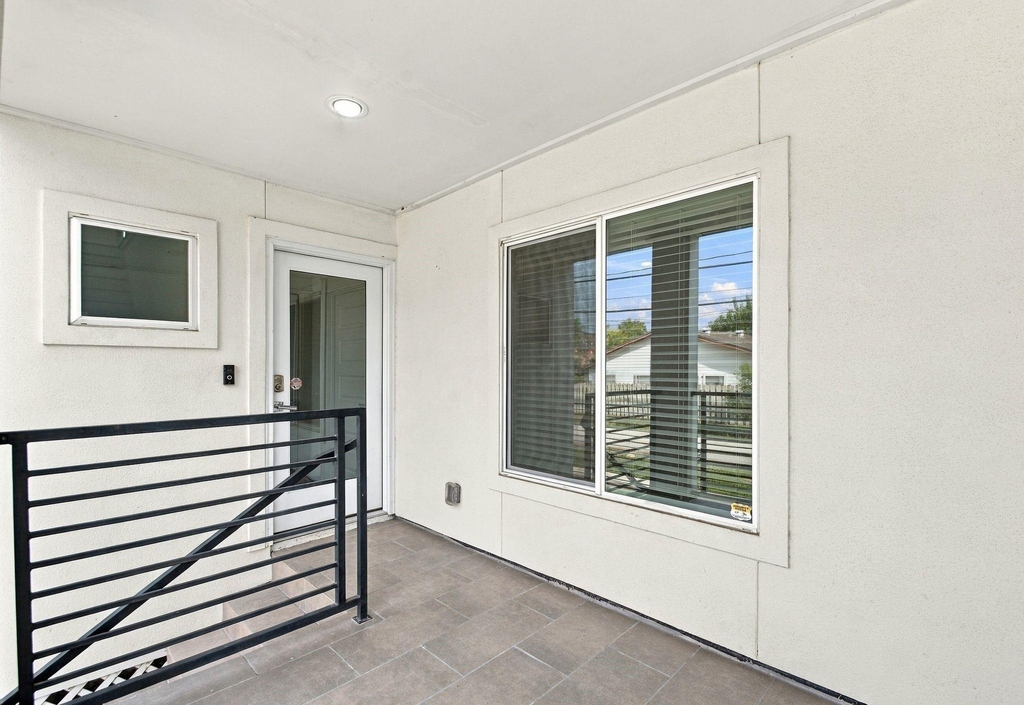2217 Sherwin Street - Photo 6