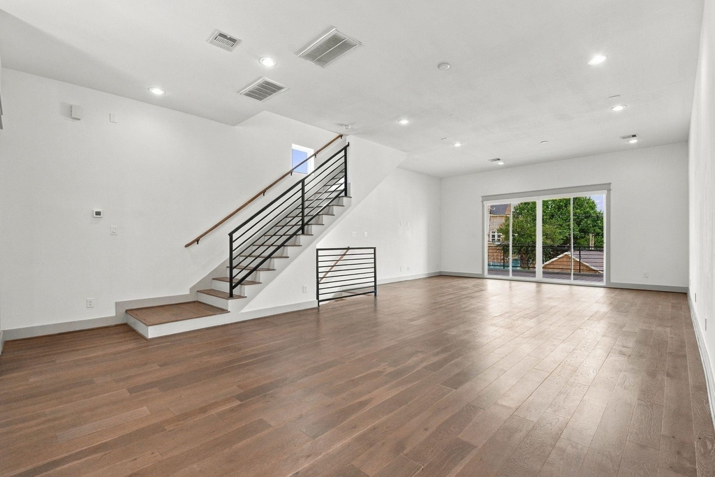 2217 Sherwin Street - Photo 17