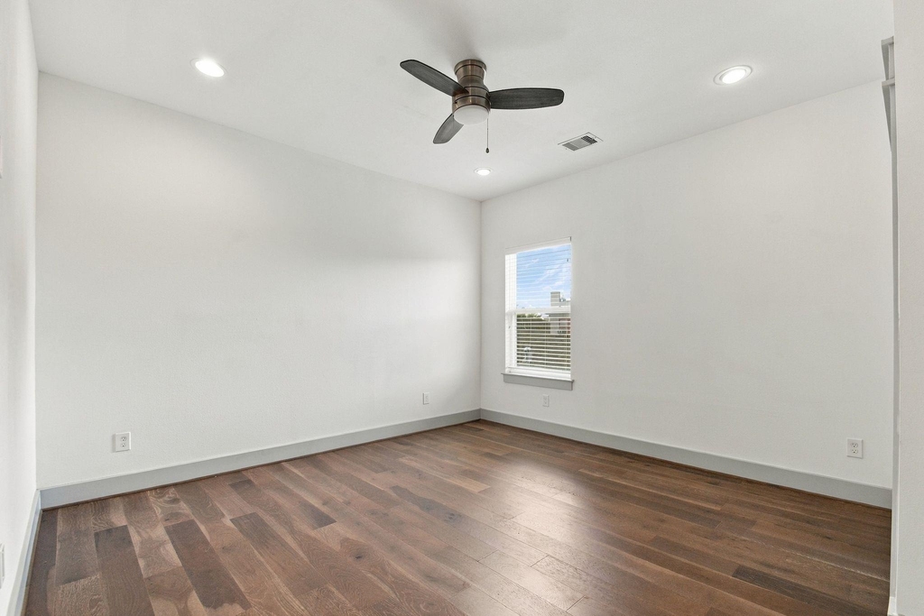 2217 Sherwin Street - Photo 36