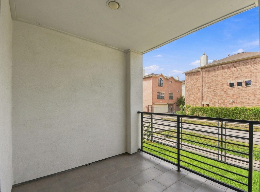 2217 Sherwin Street - Photo 7