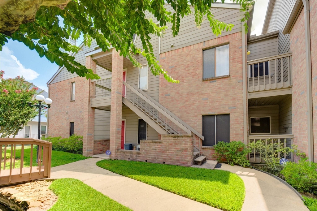 2023 Gentryside Drive - Photo 9