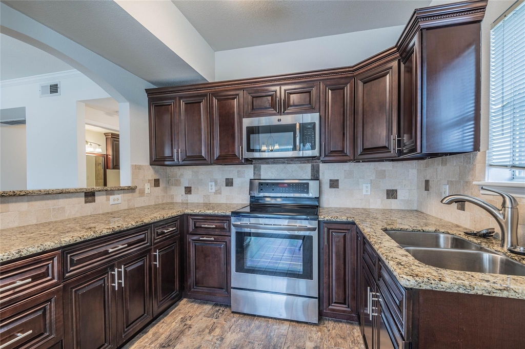 1330 Old Spanish Trail - Photo 7
