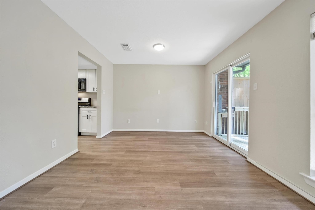 24 W Willowwood Court - Photo 8