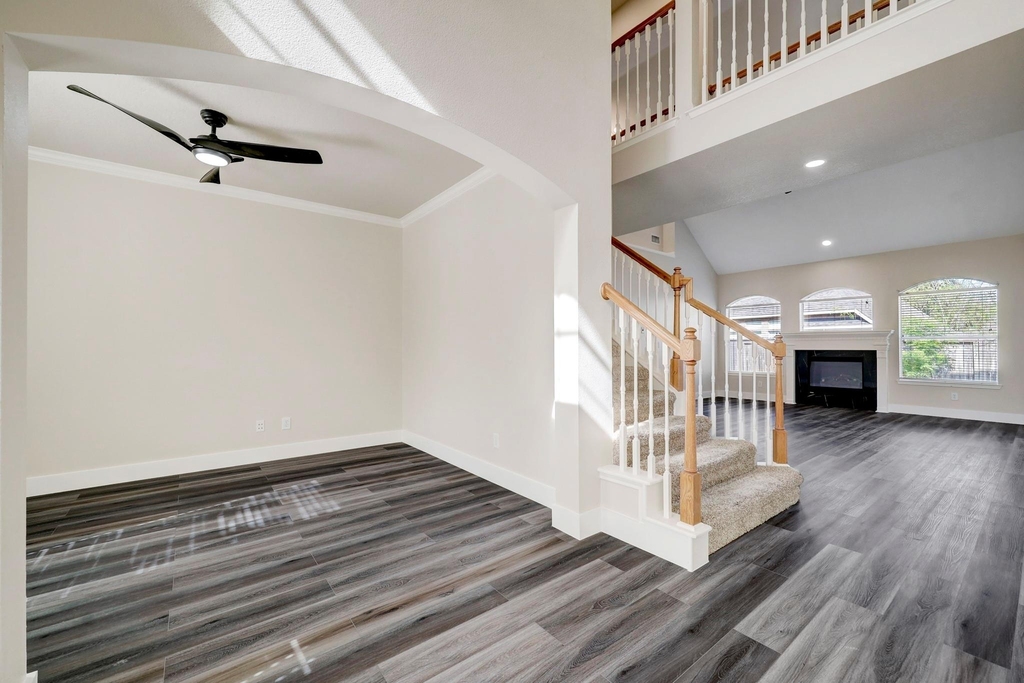 4615 Russett Lane - Photo 7