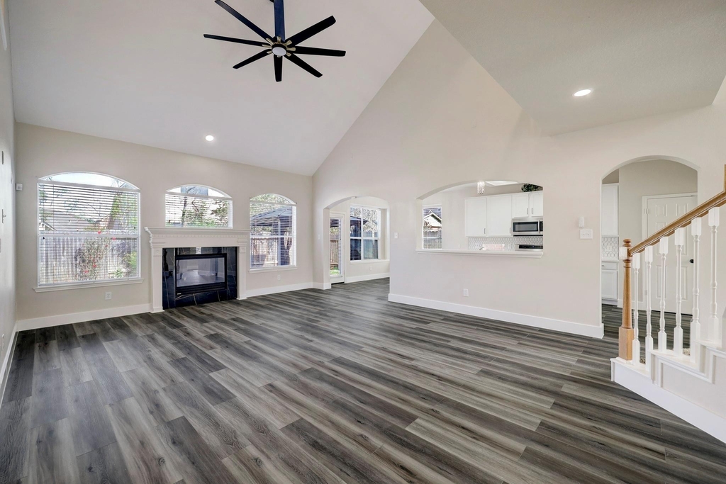 4615 Russett Lane - Photo 8