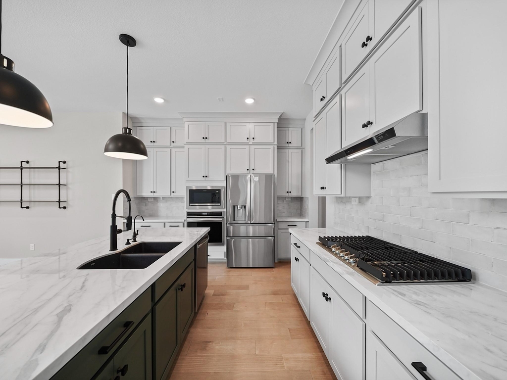 30214 Crossfield Court - Photo 10