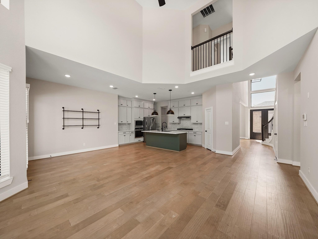 30214 Crossfield Court - Photo 14