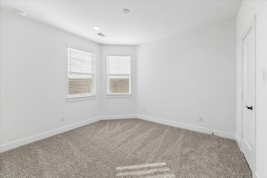 7631 Swooping Swallow Lane - Photo 15