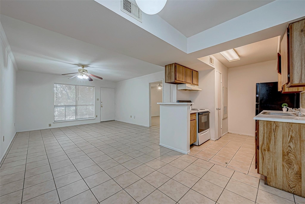 8201 Richmond Avenue - Photo 4