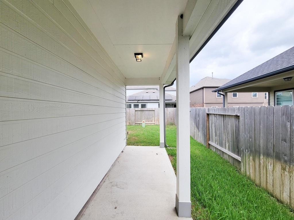 2719 Oakleaf Ash Lane - Photo 46