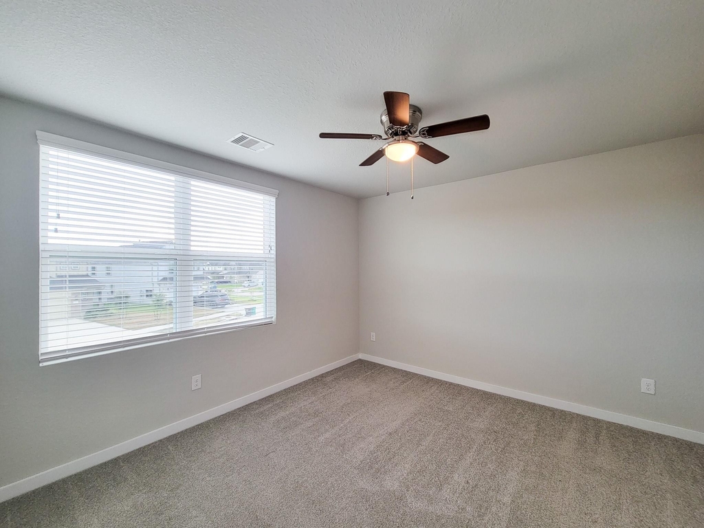 2719 Oakleaf Ash Lane - Photo 40