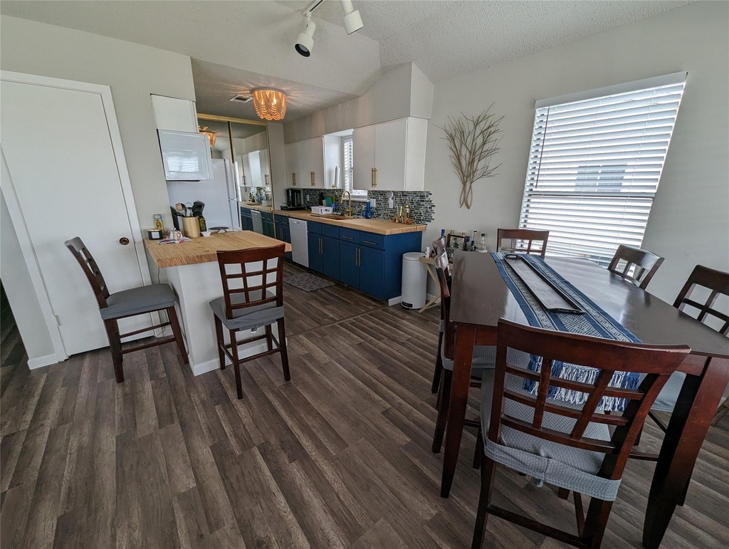 16716 Fletcher Christian Road - Photo 10