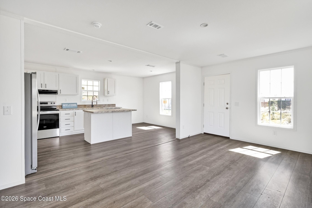 6180 98th Lane - Photo 2