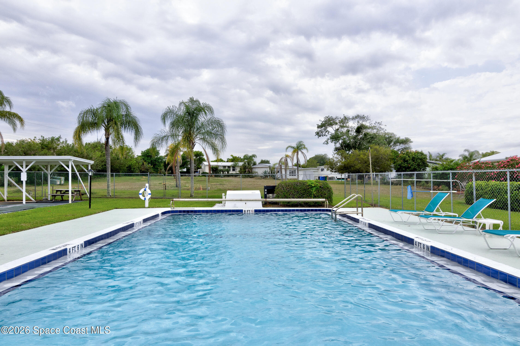 6180 98th Lane - Photo 3