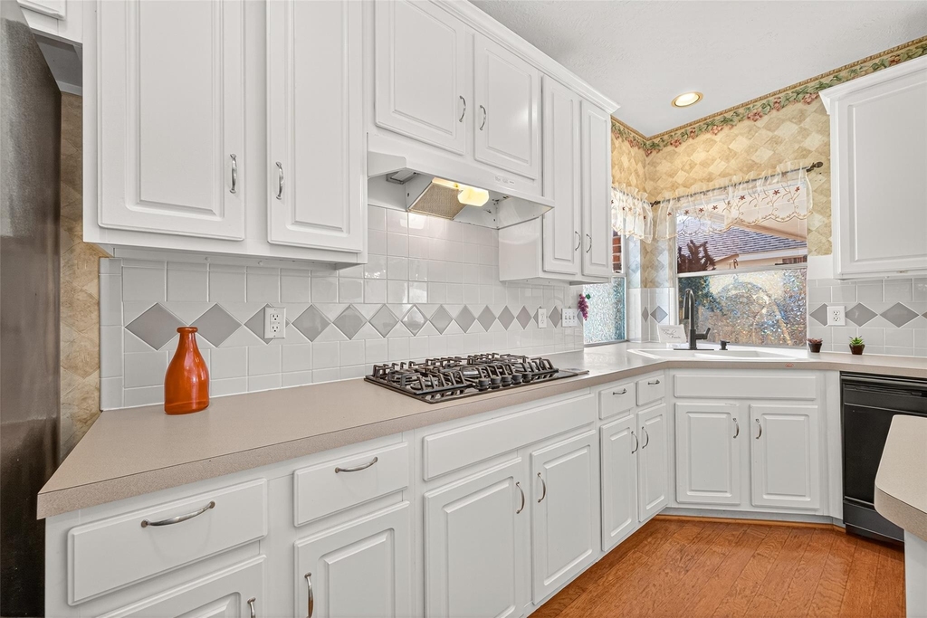 17410 Pikes Peek Court - Photo 12