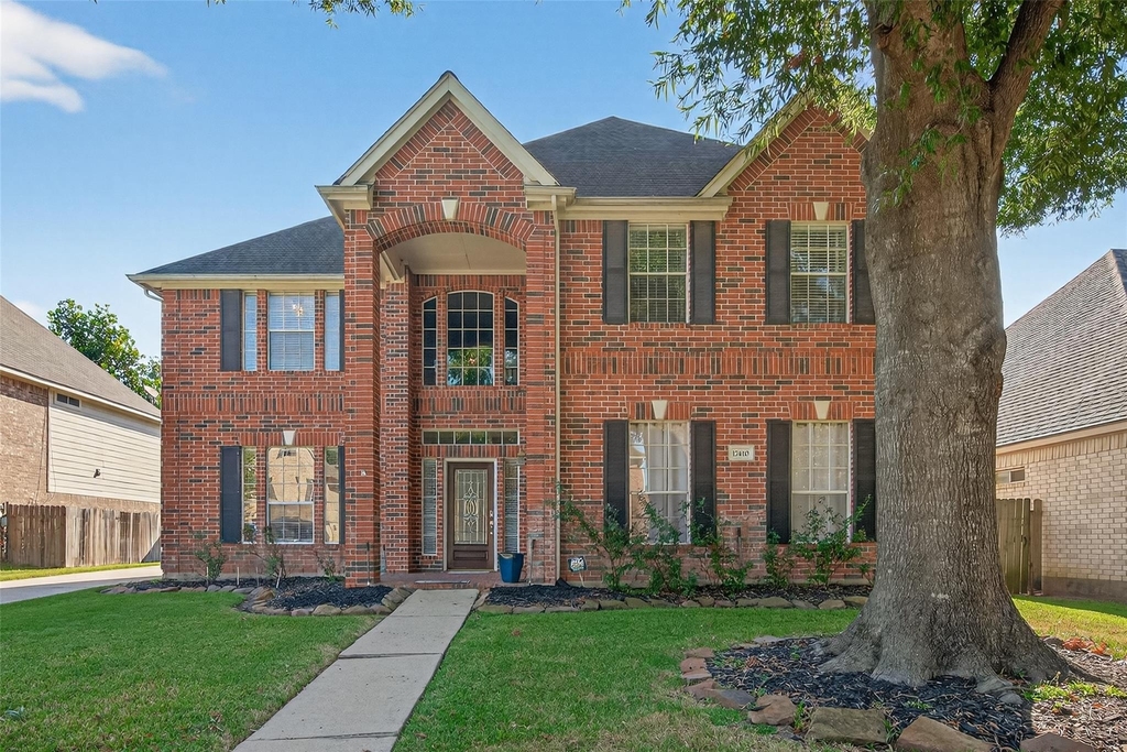 17410 Pikes Peek Court - Photo 0