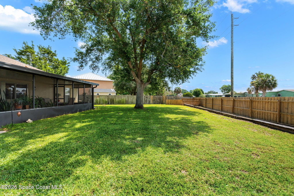249 Mcclain Drive E - Photo 22