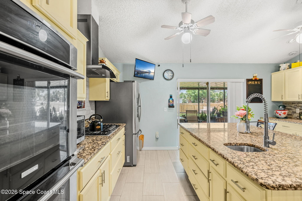 249 Mcclain Drive E - Photo 5