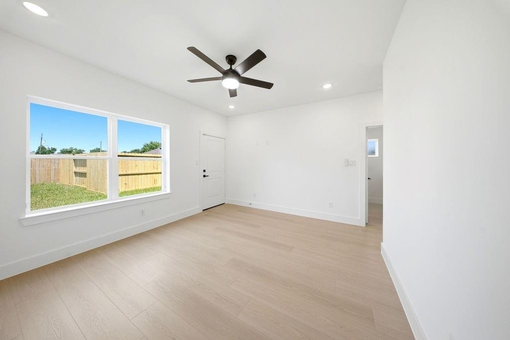 7417 Charlie Street - Photo 30