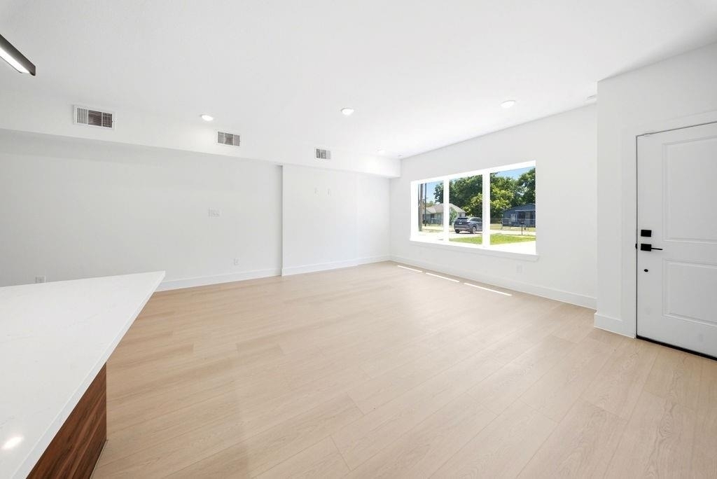 7417 Charlie Street - Photo 23