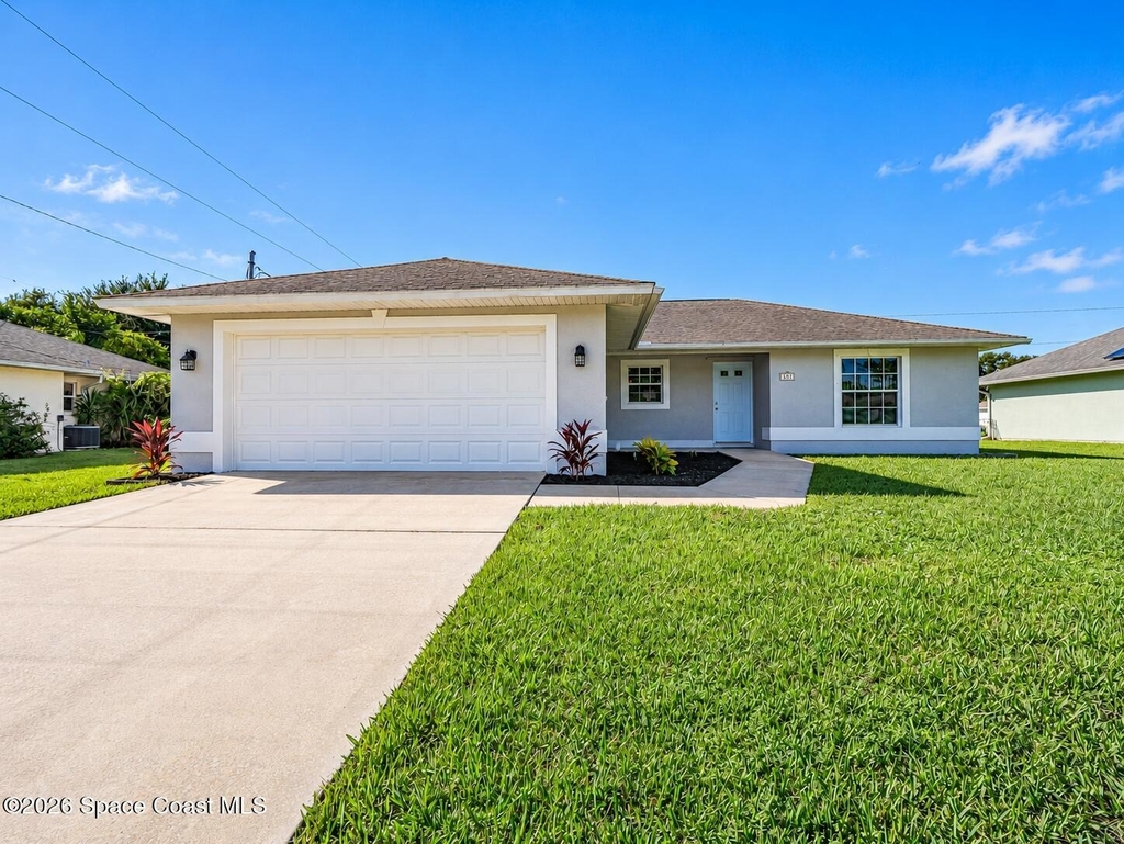 745 18th Street Sw - Photo 0