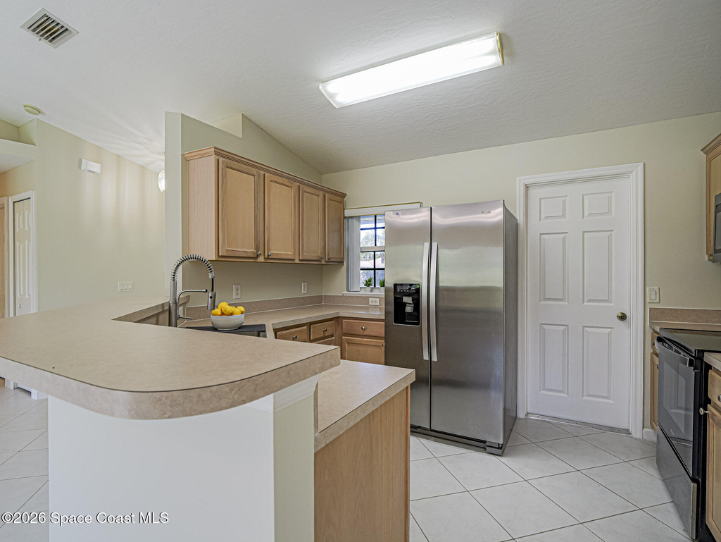 745 18th Street Sw - Photo 11