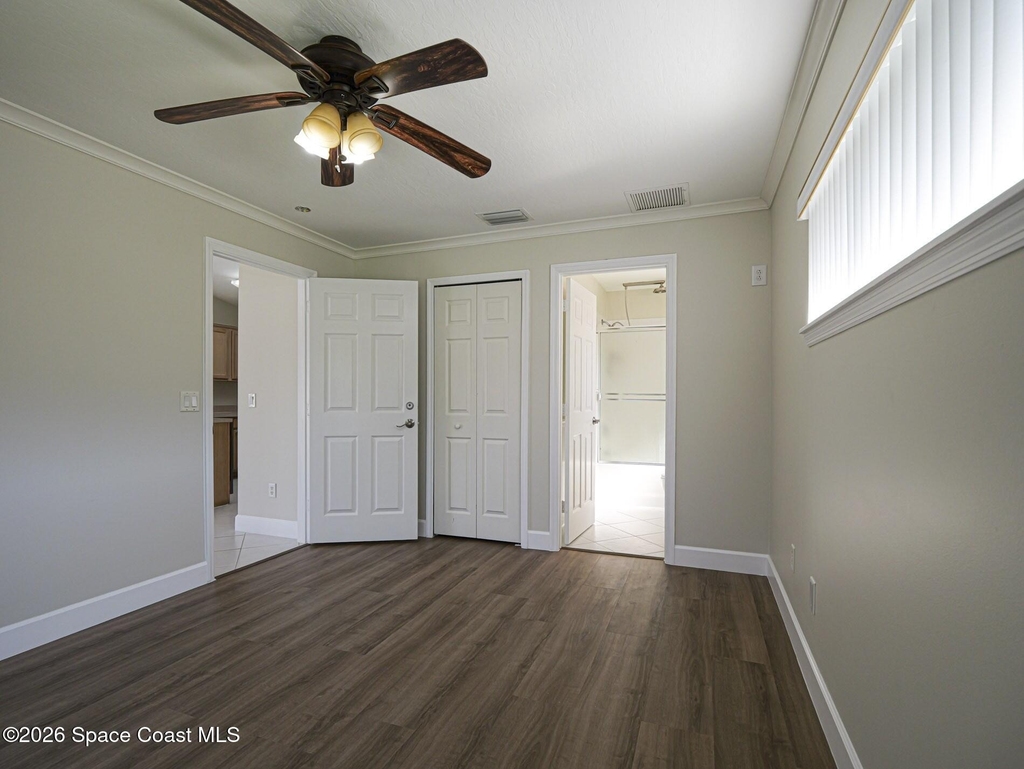 745 18th Street Sw - Photo 15