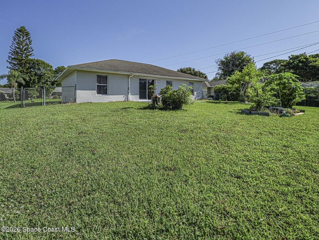 745 18th Street Sw - Photo 25