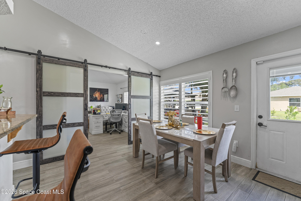 395 Galley Street Se - Photo 13